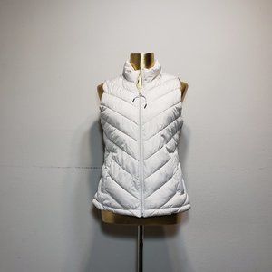 GAP Cream Puffer Vest